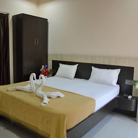 Planet Goa Beach Resort Calangute Eksteriør bilde